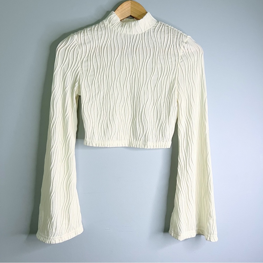 SHEIN Ivory Textured Mock Neck Keyhole Back Flounce Sleeve Crop Top - Picture 8 of 12